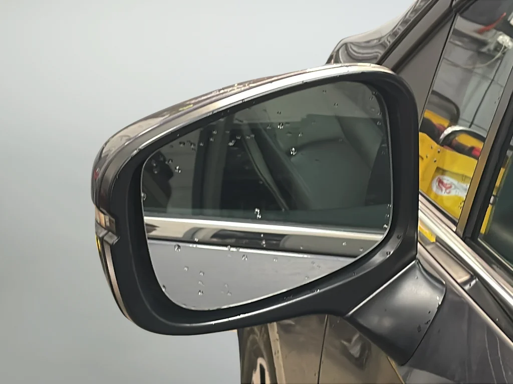 Used 2025 Blue Honda EX-L image 43