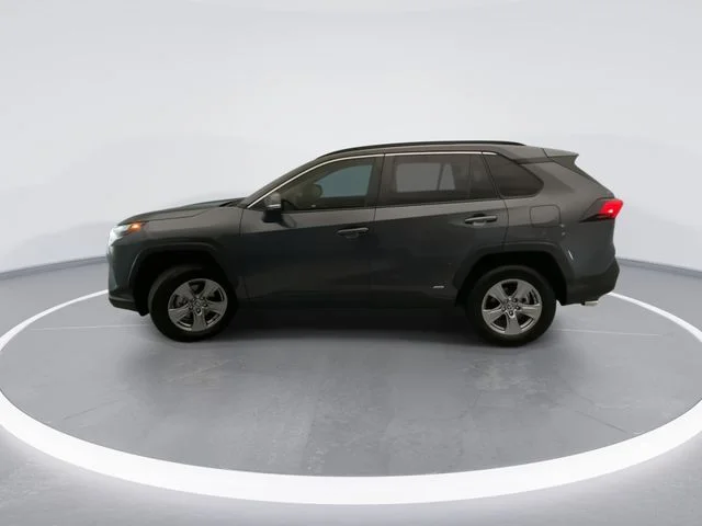 Used 2022 Gray Toyota XLE image 9