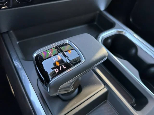 New 2026 Onyx Black GMC SLT image 18
