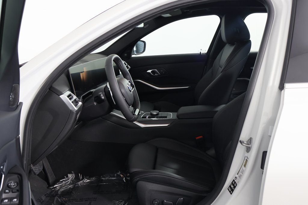 New 2026 Mineral White Metallic BMW 330i xDrive image 5