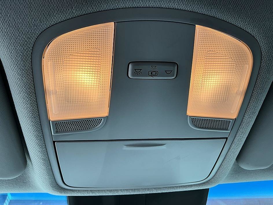 Used 2019 Ultra Black Pearl Hyundai SEL image 22