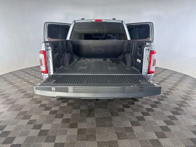 Used 2022 Silver Ford Lariat image 15