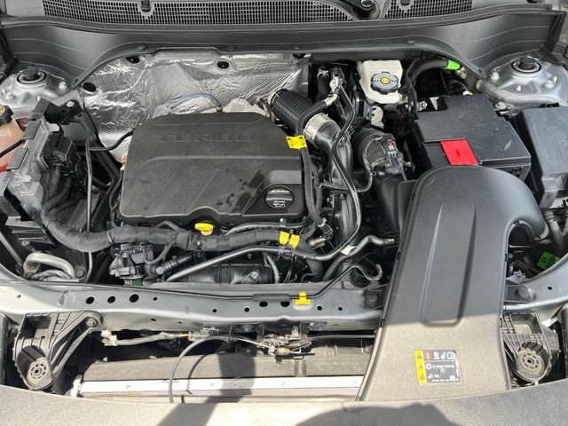 Used 2025 Gray Chevrolet LT image 29
