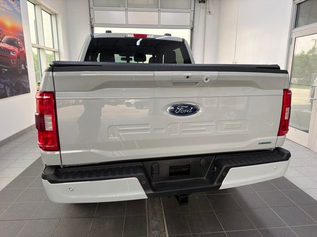 Used 2023 White Ford XLT image 5
