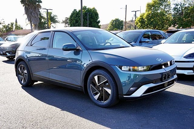 New 2026 Green Hyundai SEL image 5