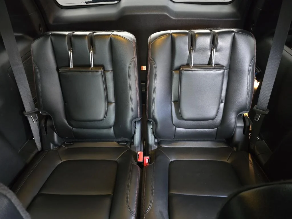 Used 2016 Red Ford Sport image 12