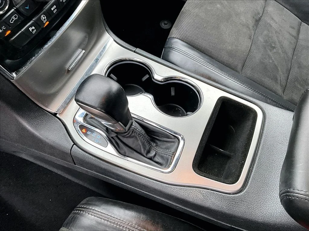 Used 2020 Gray Jeep Altitude image 15