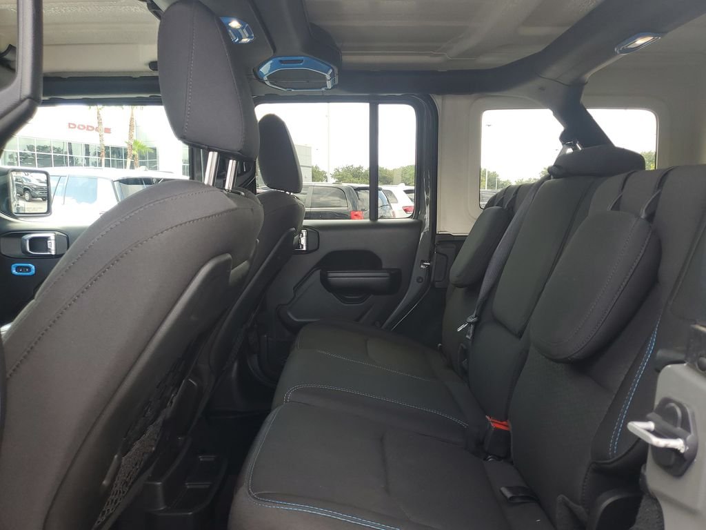 Used 2021 Gray Jeep Unlimited Rubicon 4xe image 12