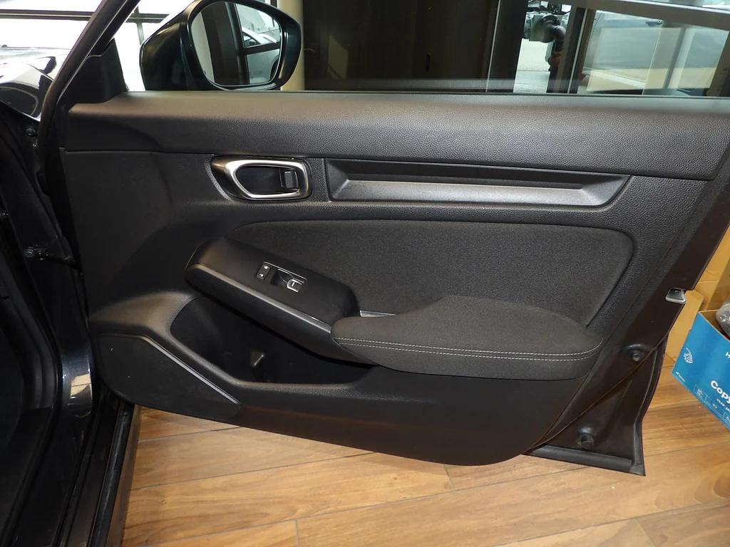 Used 2025 GRAY Honda Sport image 12