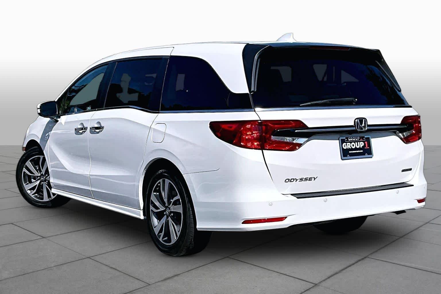 2024 Honda Odyssey Touring - Photo 12