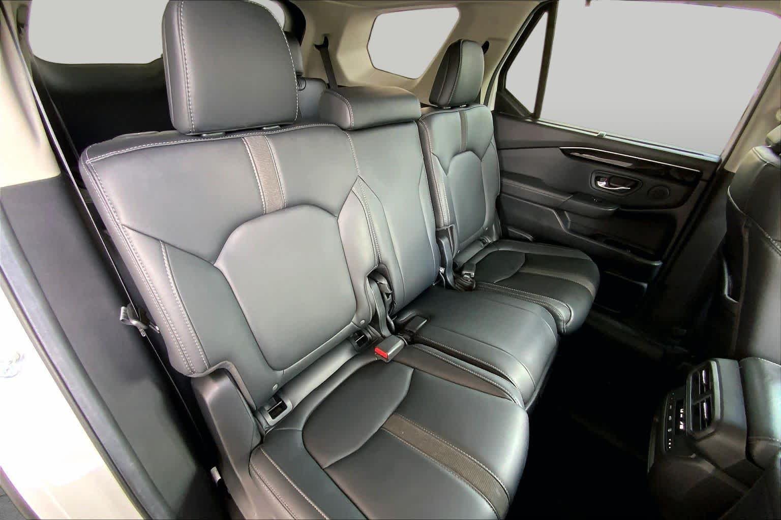 Used 2025 Platinum White Pearl Honda EX-L image 20