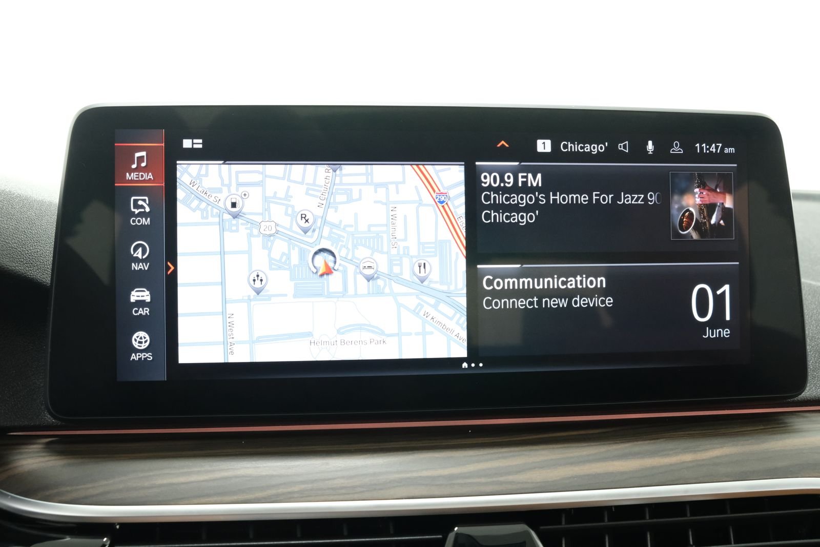 Used 2023 Dark Graphite Metallic BMW 530i xDrive image 17
