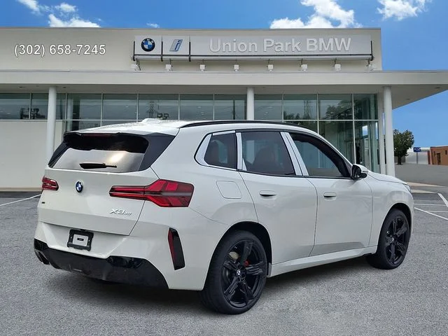 New 2026 Alpine White BMW 30 xDrive image 4
