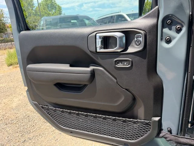 New 2026 Anvil Clearcoat Jeep Sport S image 14