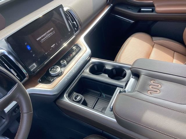 New 2026 Star White Metallic Tri-Coat Ford King Ranch image 16