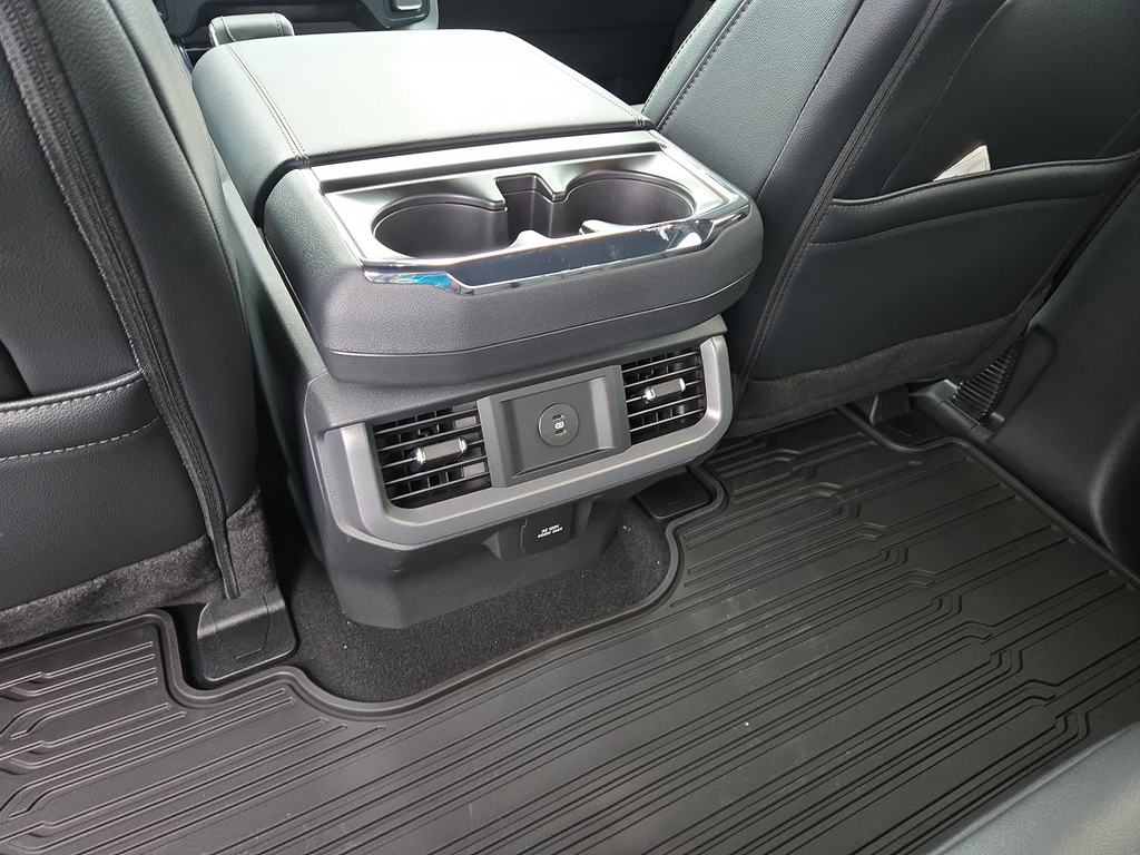 New 2026 Oxford White Ford Lariat® image 12