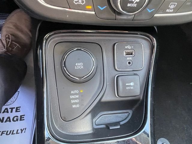 Used 2021 White Clearcoat Jeep Limited image 19