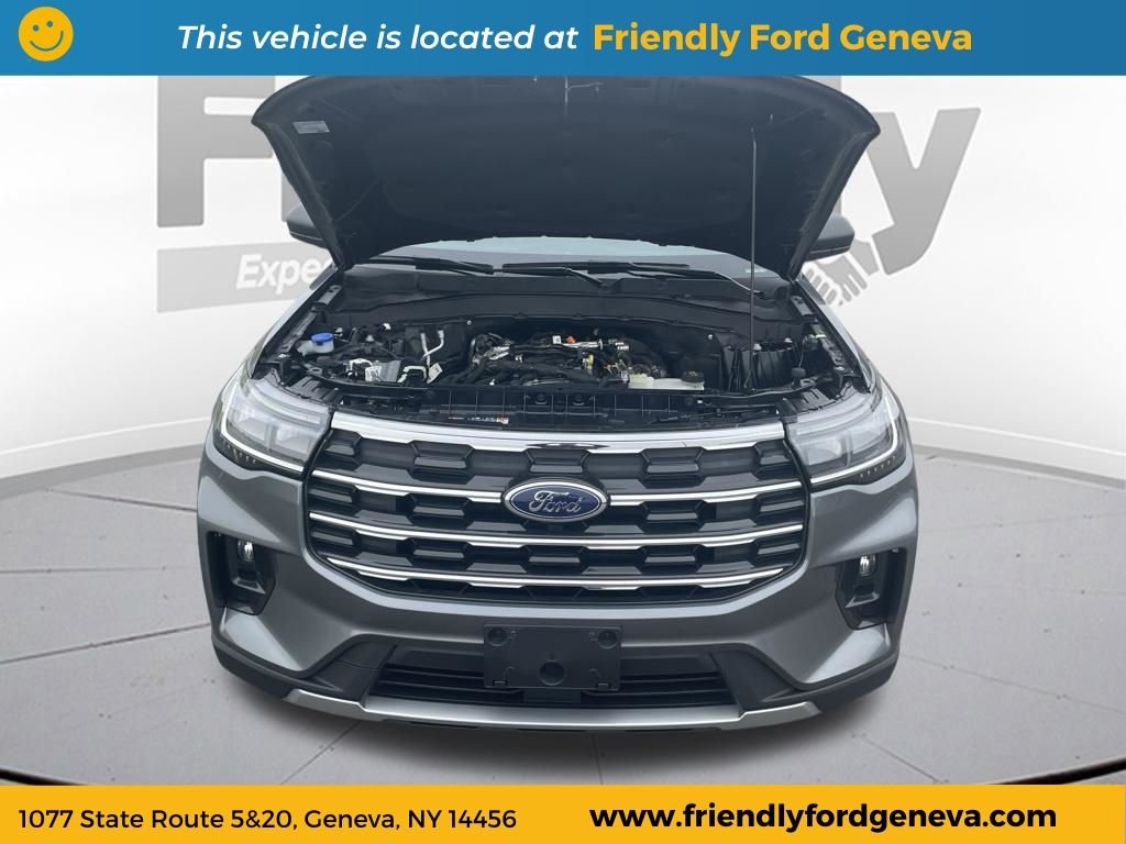 Used 2025 Gray Ford Active image 37
