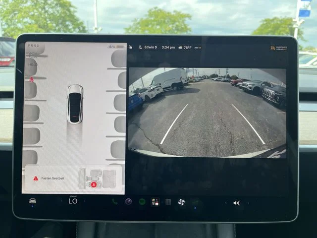 Used 2023 White Tesla Long Range image 25