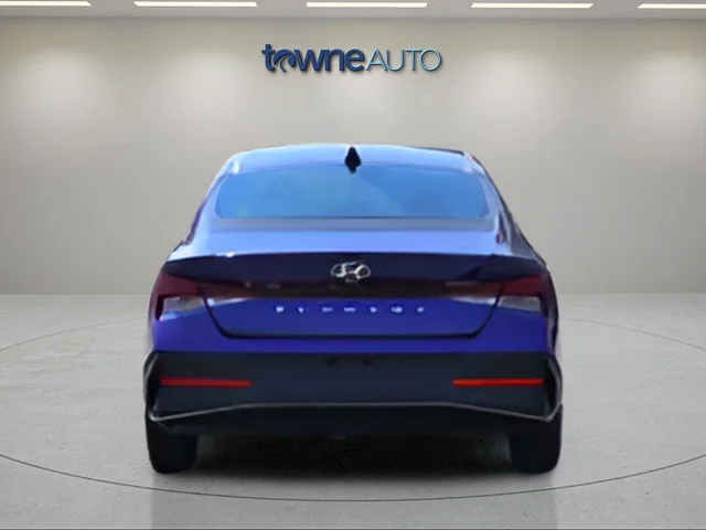 Used 2026 Blue Hyundai SE image 5