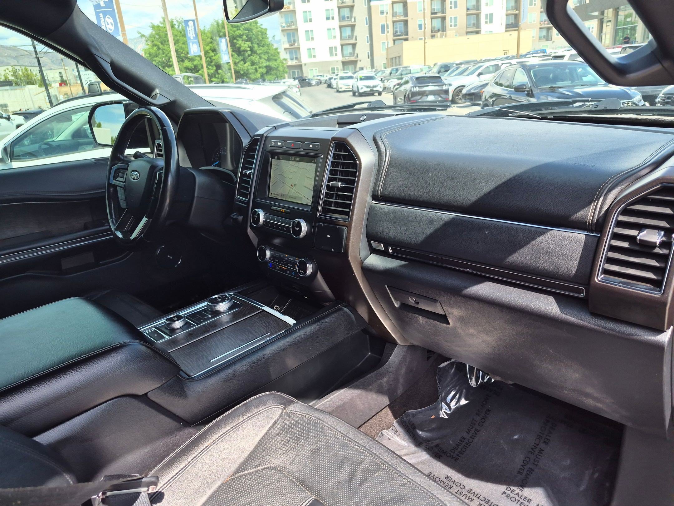 Used 2019 White Ford Limited image 31