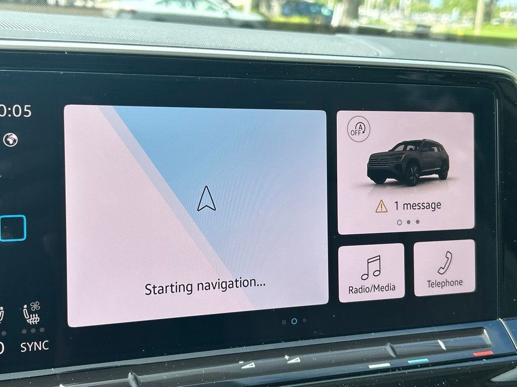 New 2026 White/off-white Volkswagen 2.0T SE w/Technology image 16