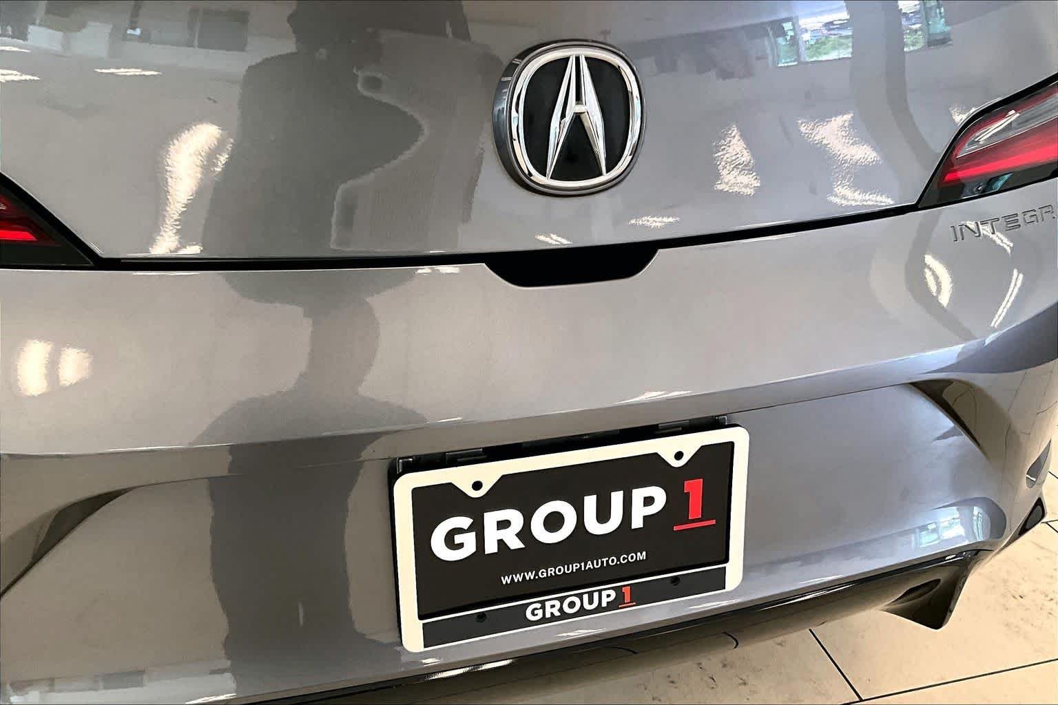 Used 2025 Liquid Carbon Metallic Acura w/A-Spec Package image 9