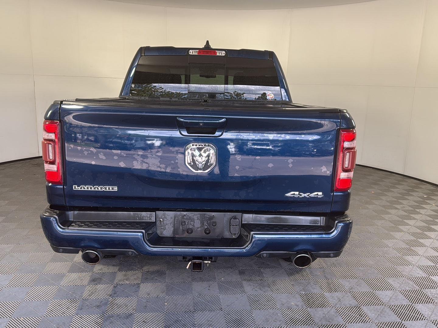 Used 2020 Patriot Blue Pearlcoat Ram Laramie image 8