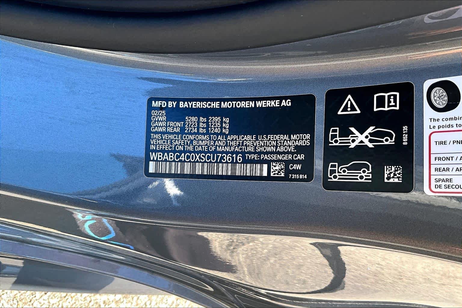 Used 2025 Skyscraper Grey Metallic BMW M850i xDrive image 36