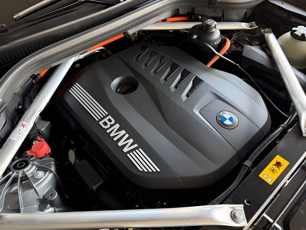 Used 2026 Gray BMW xDrive50e image 25