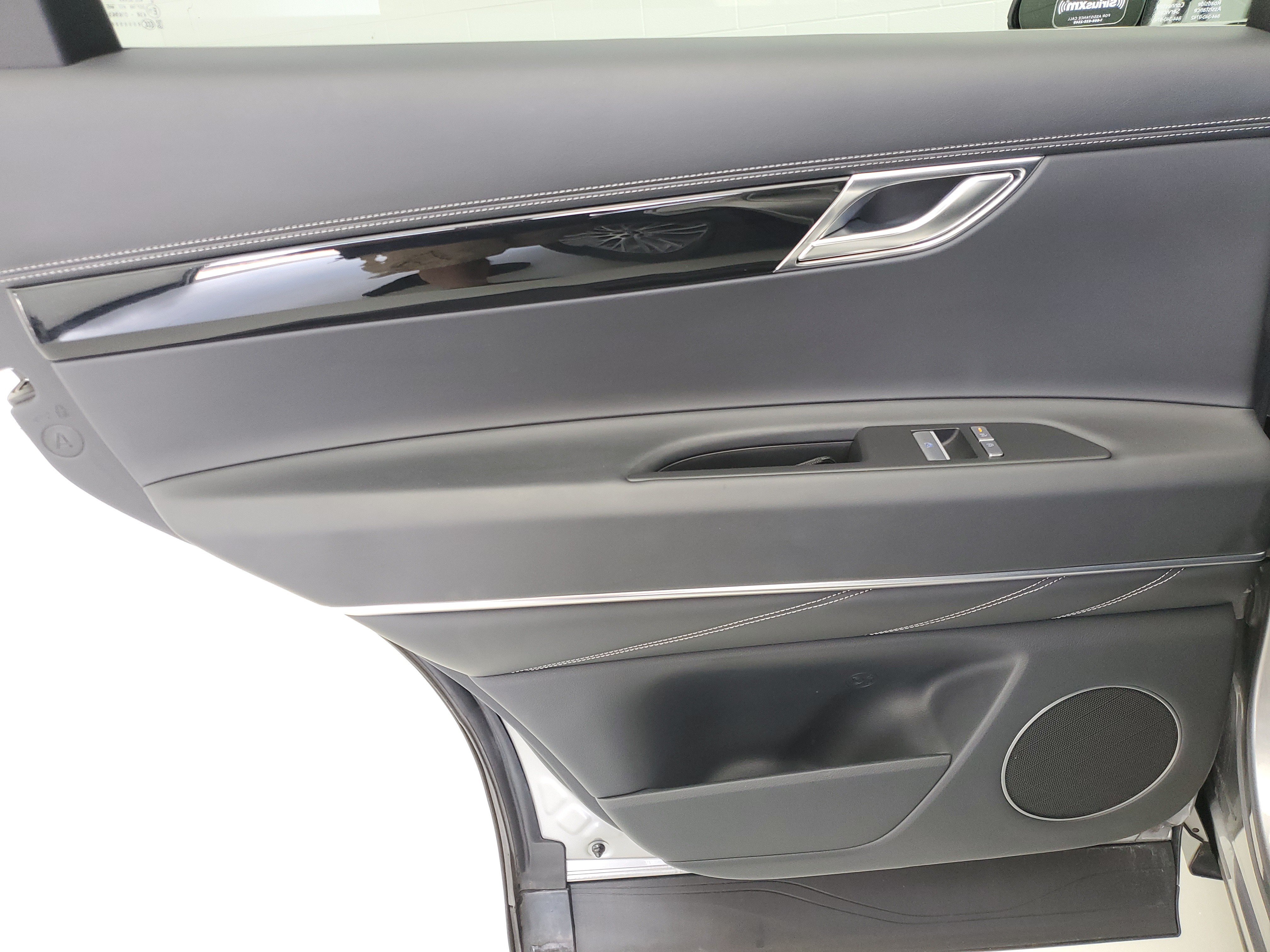 Used 2025 Savile Silver Genesis 2.5T image 16