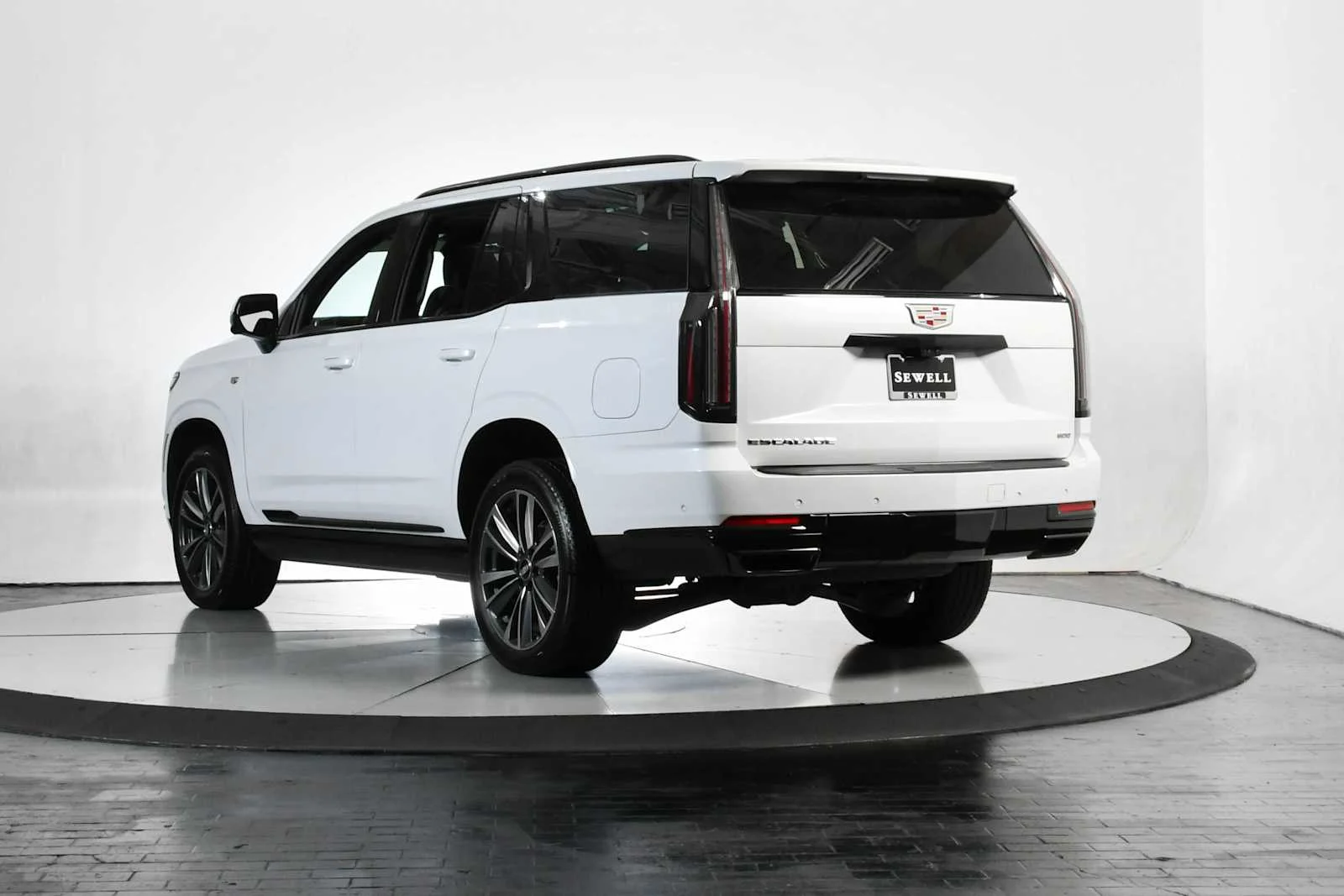 Used 2026 Vibrant White Tricoat Cadillac 4WD Sport image 4