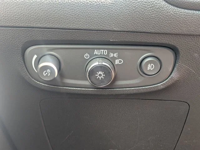 Used 2022 Satin Steel Metallic Buick Select image 23