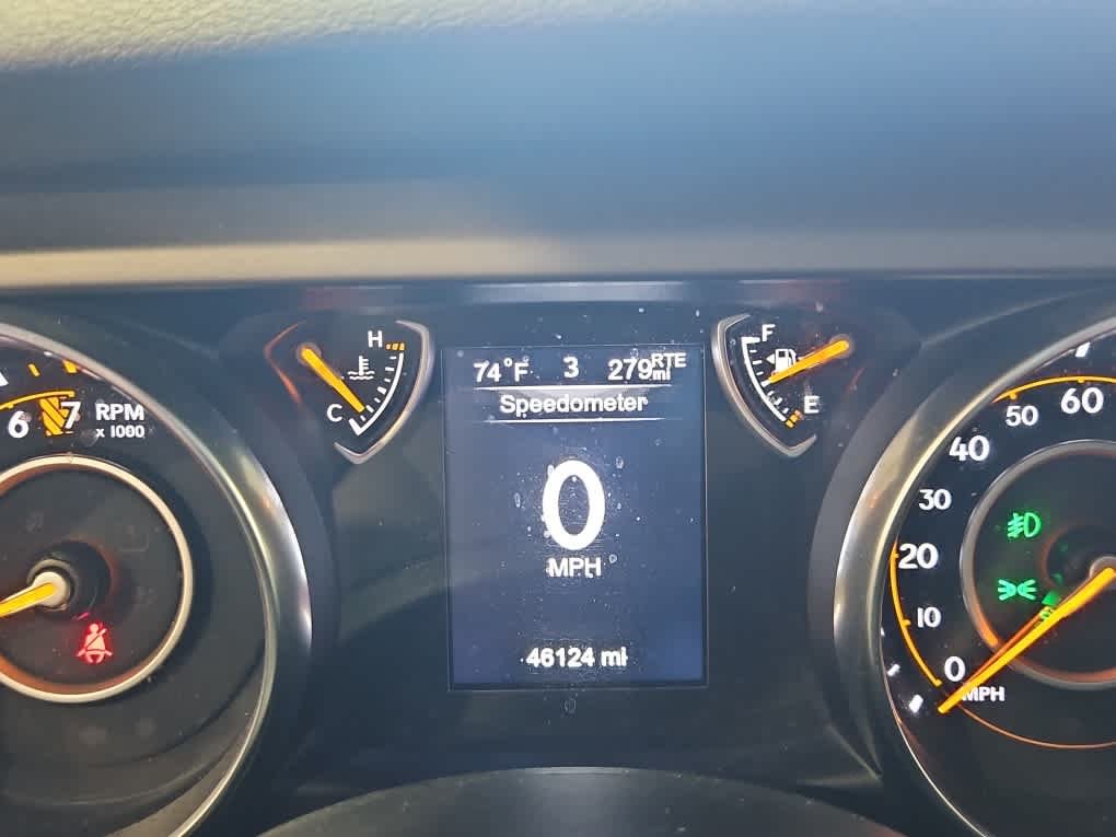 Used 2018 Black Clearcoat Jeep Sport S image 14