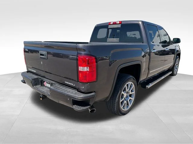 Used 2015 Silver GMC Denali image 7