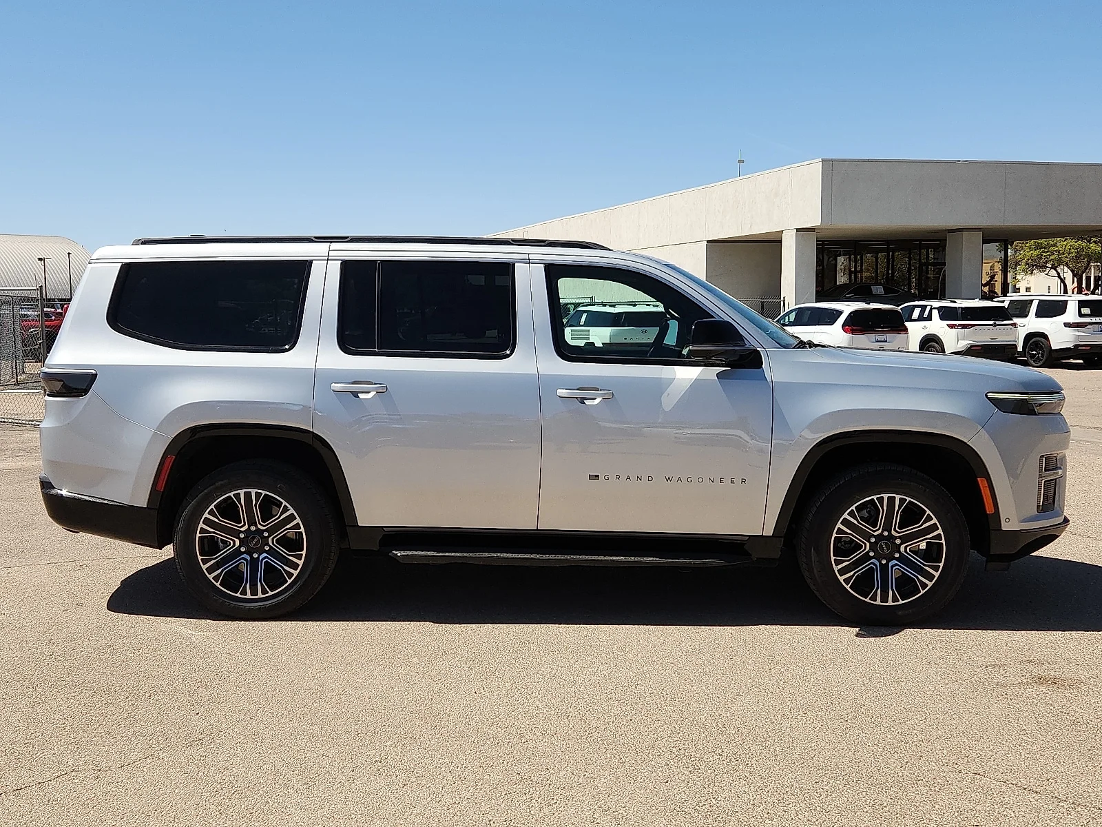 New 2026 Silver-Zynith  Paint Jeep 4X4 image 5
