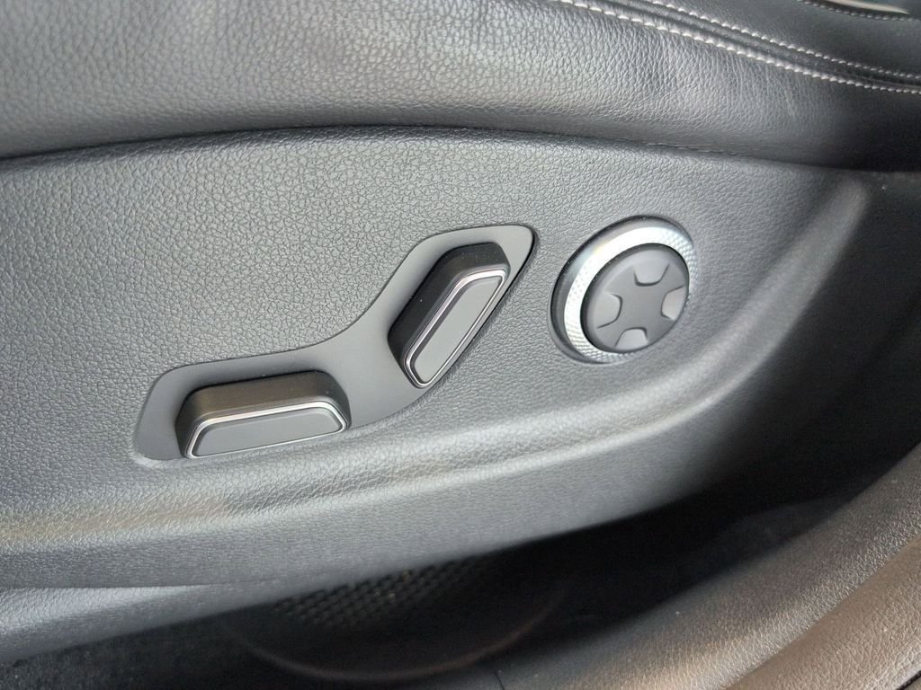 2026 GENESIS GV70 Advanced - Photo 13