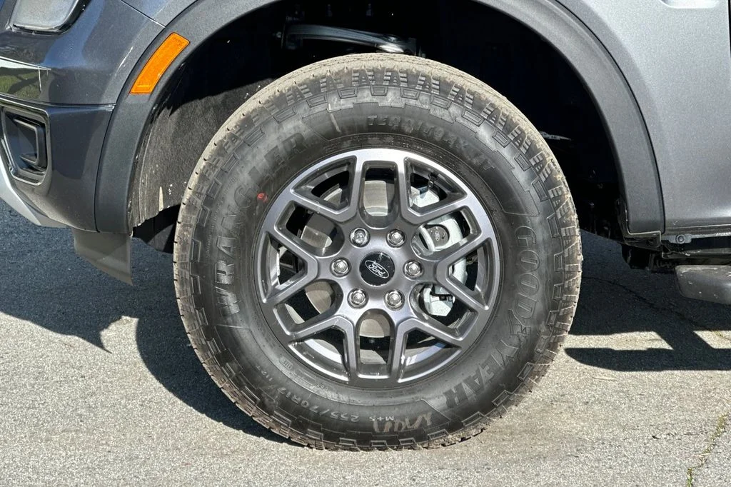 New 2025 Gray Metallic Ford XLT image 24