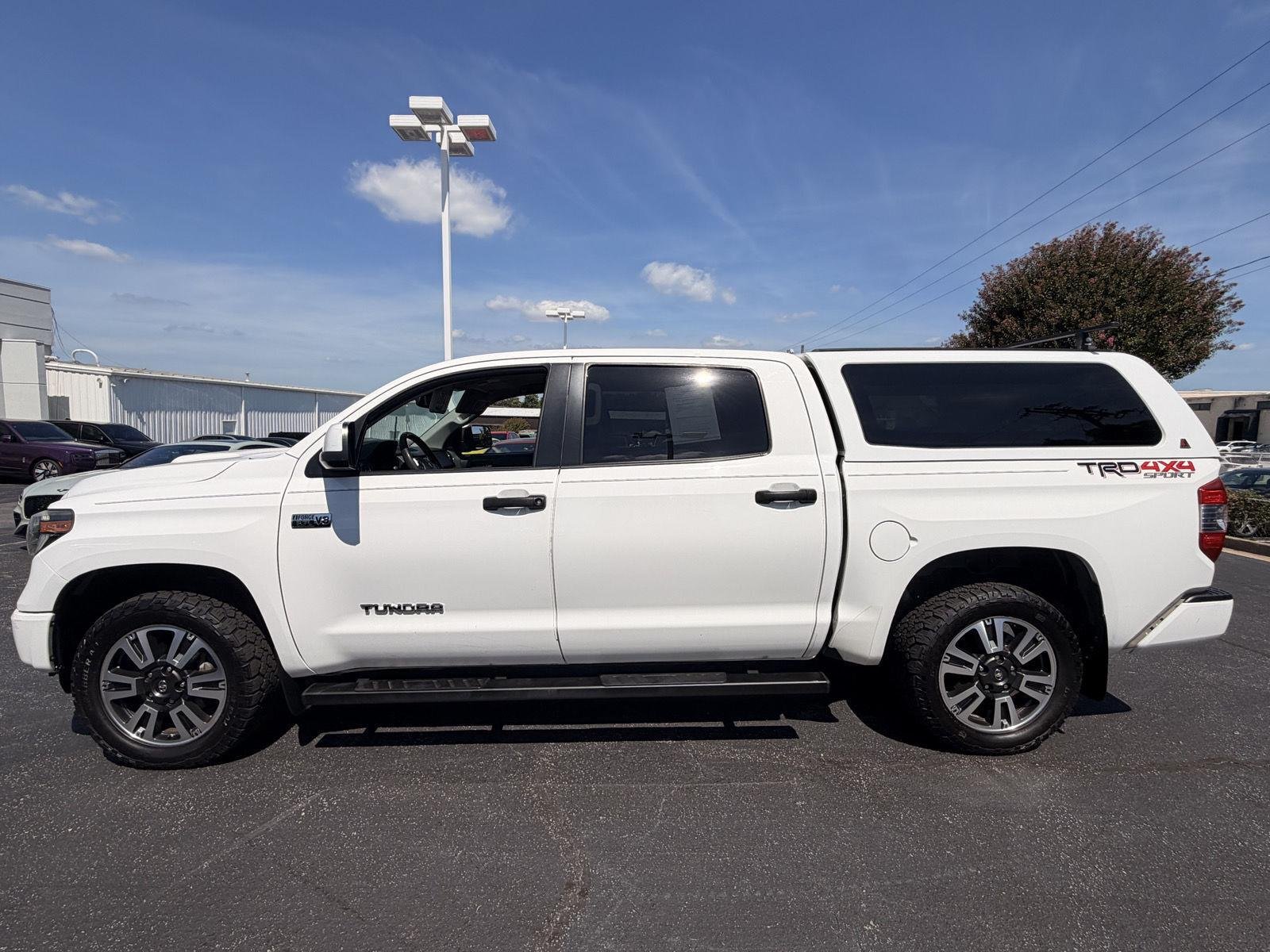 Used 2019 Super White Toyota SR5 image 9