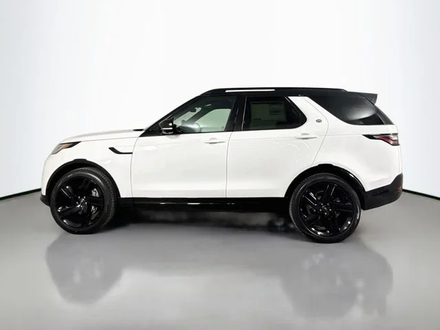 New 2026 Fuji White Land Rover Dynamic SE image 8