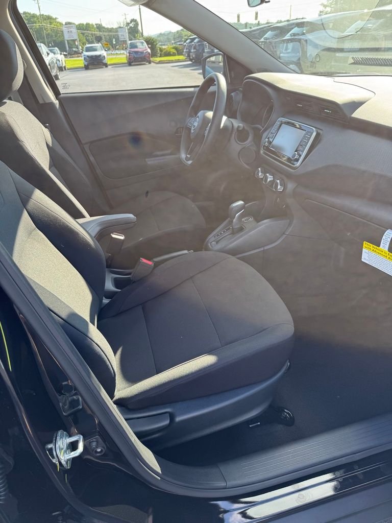 2025 Nissan KICKS PLAY Base - Photo 18