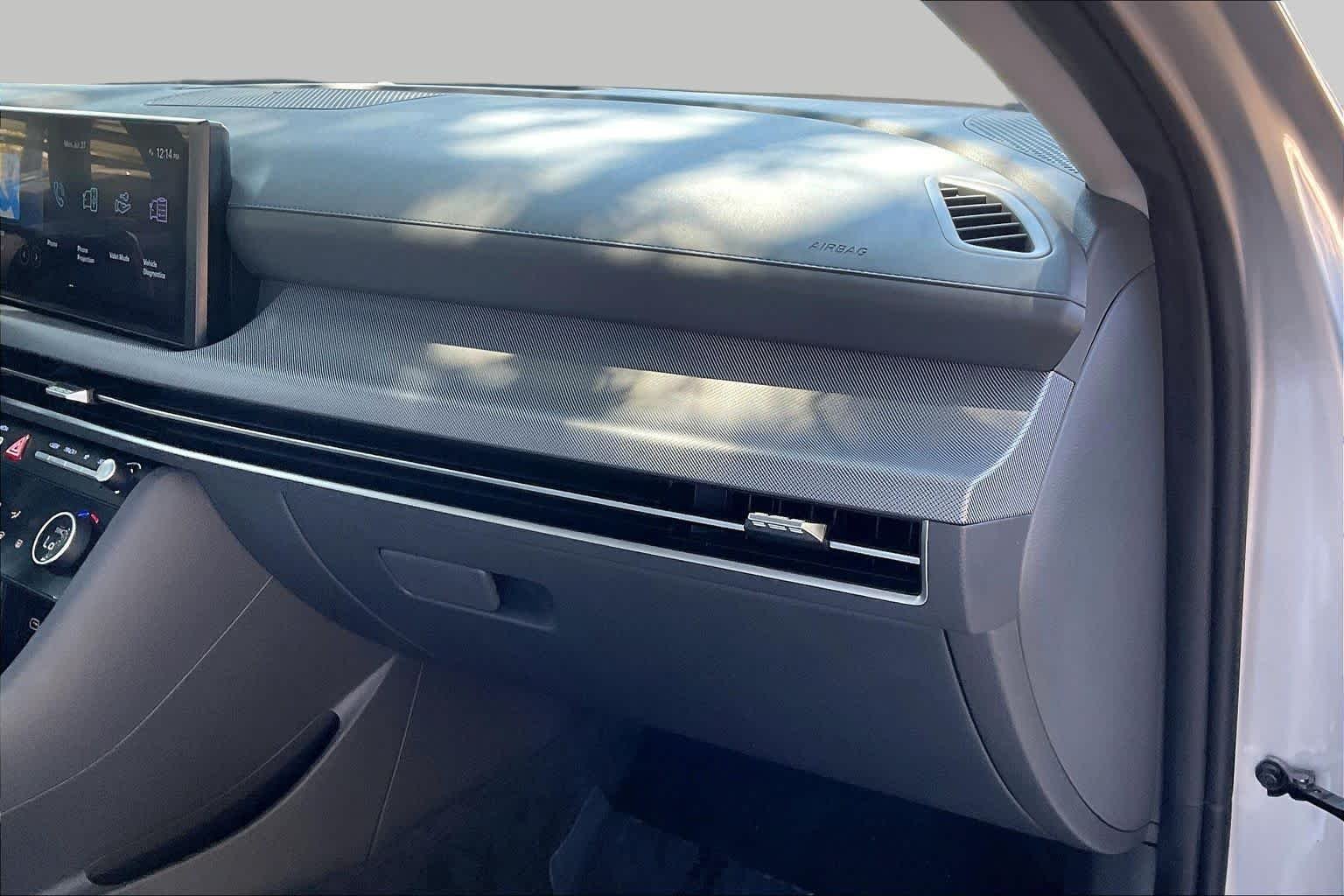 2025 Hyundai Sonata SEL - Photo 19