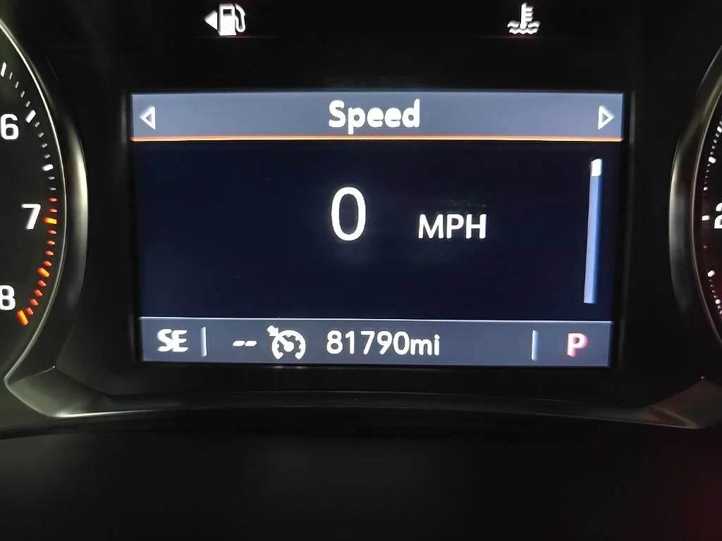 Used 2023 Green Chevrolet LT image 22