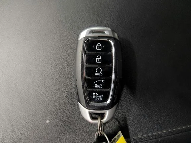 Used 2021 White Hyundai Limited image 24