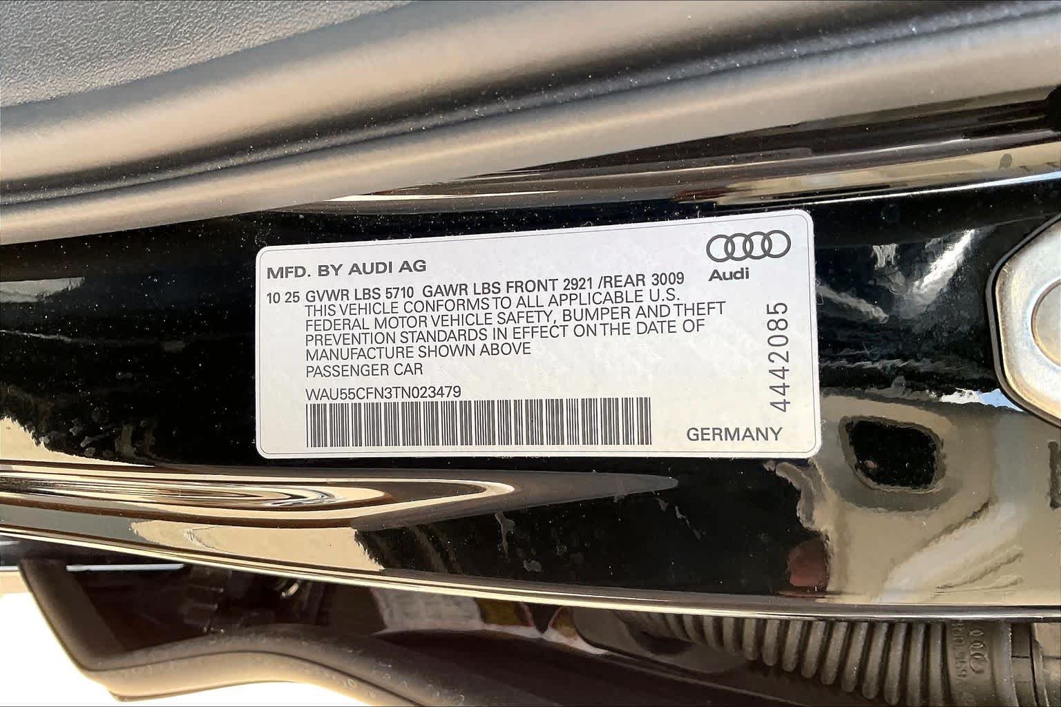 Used 2026 Midnight Green Metallic Audi Premium Plus image 35