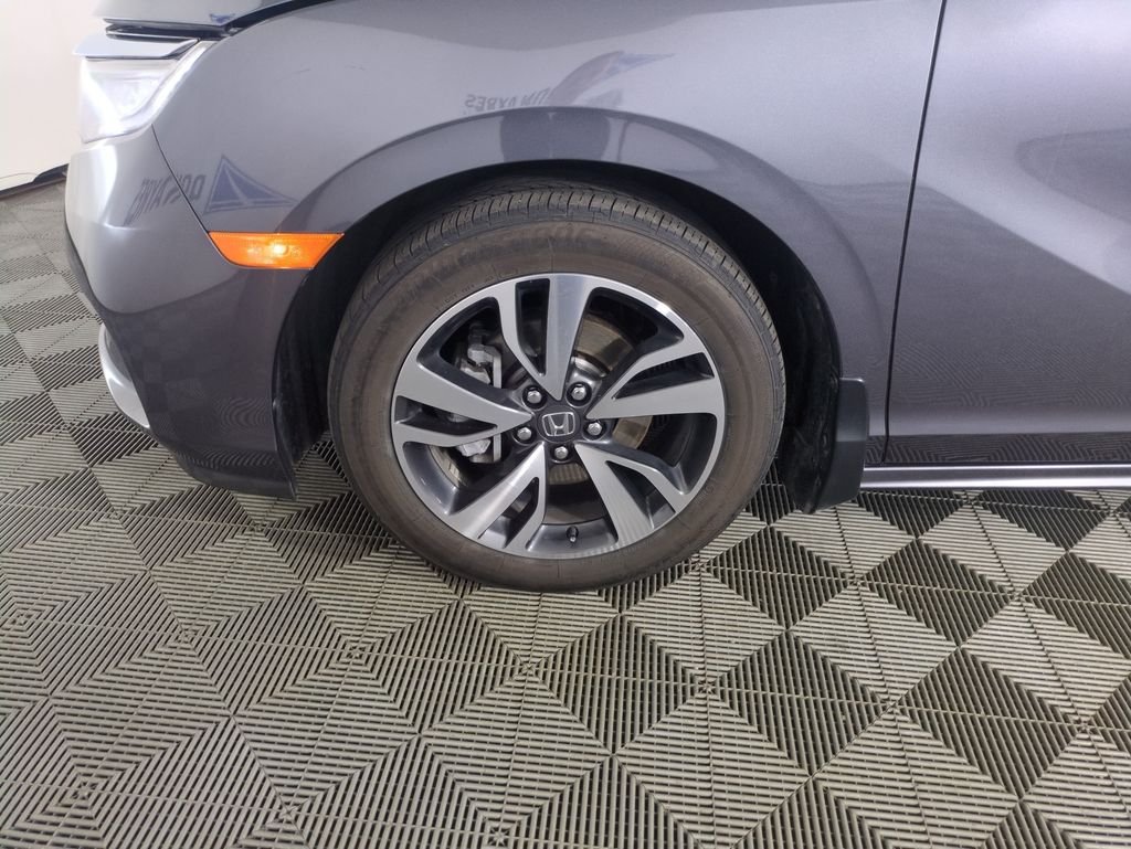 Certified Used 2024 Modern Steel Metallic Honda Touring image 30