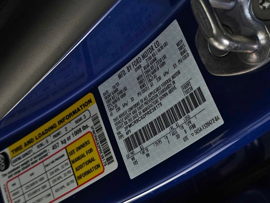 Used 2023 Blue Metallic Ford Outer Banks image 34