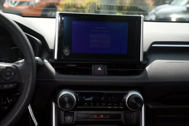 Certified Used 2023 ICE CAP Toyota  image 15
