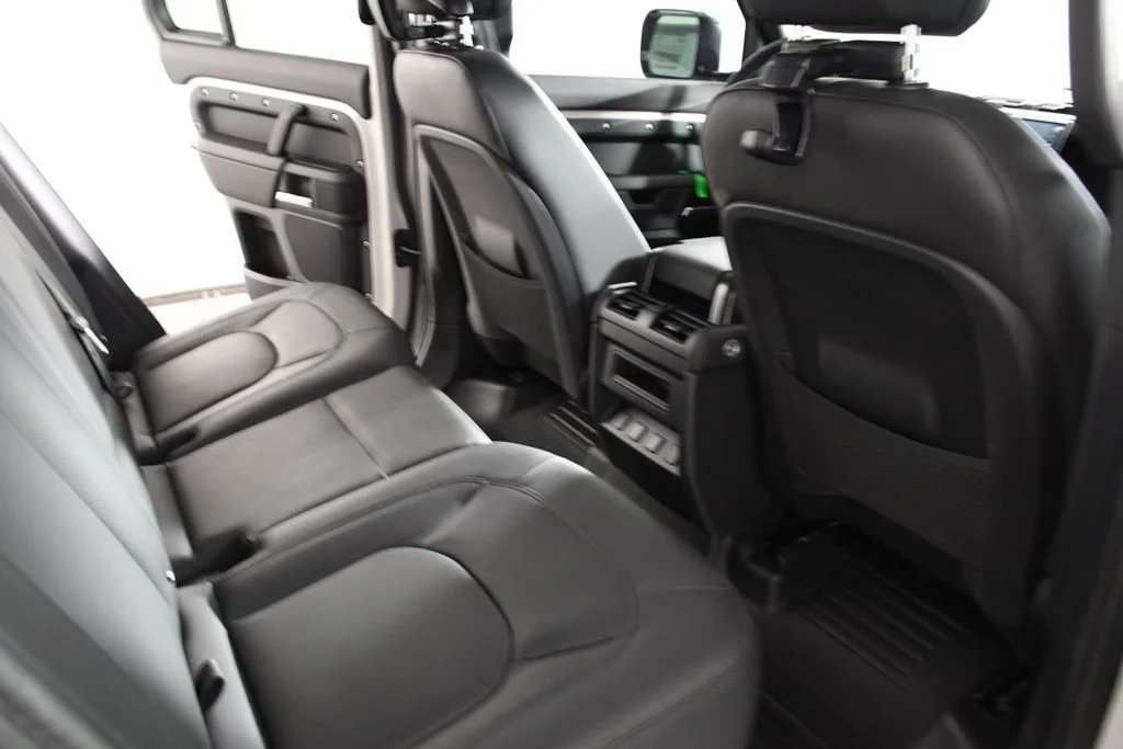 New 2026 Borasco Grey Land Rover X-Dynamic SE image 21