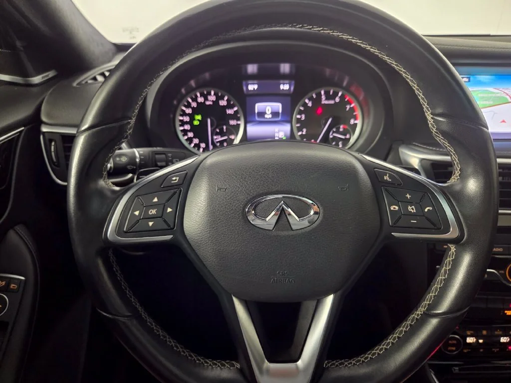 Used 2018 Ink Blue INFINITI Sport image 15